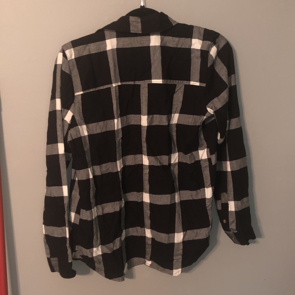 Long sleeve button down - Picture 3 of 3